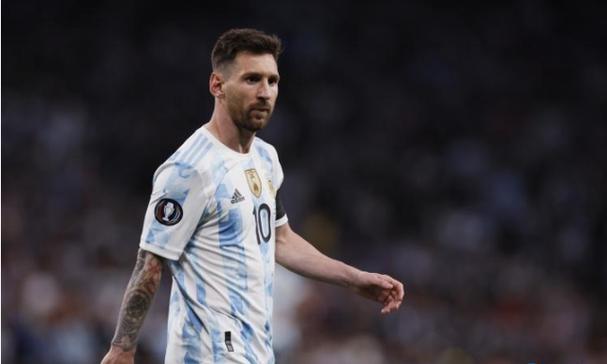 猫咪性格很不稳定,主人